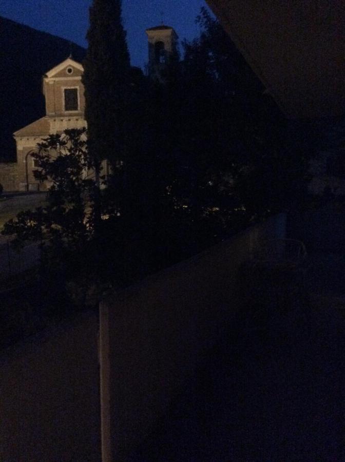 Appartamento Giacomo Leopardi Piobbico Bagian luar foto